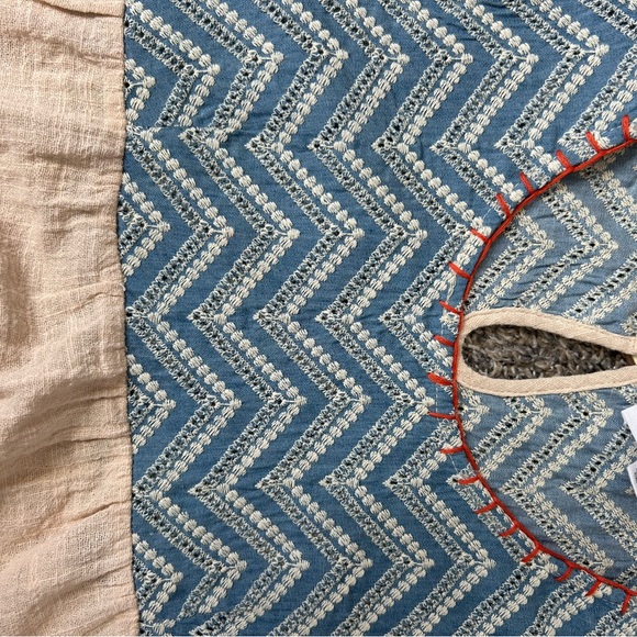 THML Like New 100% Cotton Coastal Spring Summer Top size Medium - Picture 11 of 12